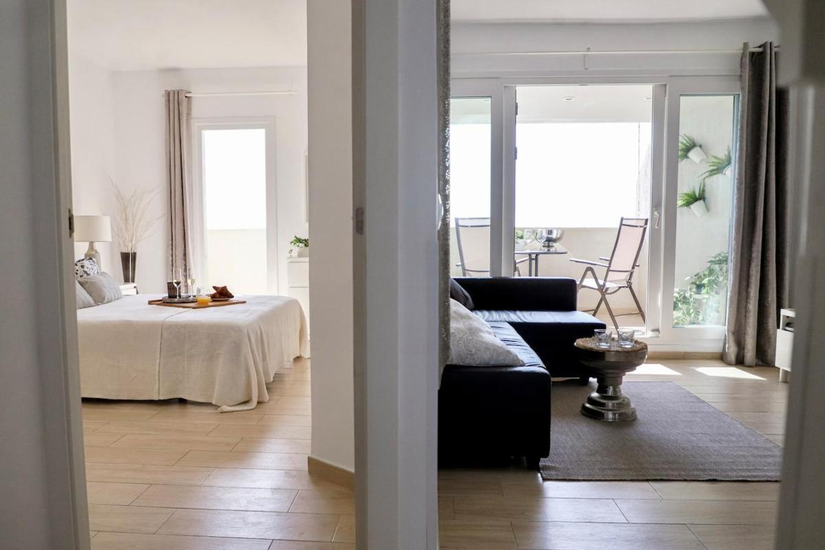 Апартаменты Direct Sea View- Bilbil Sunrise! Бенальмадена Экстерьер фото